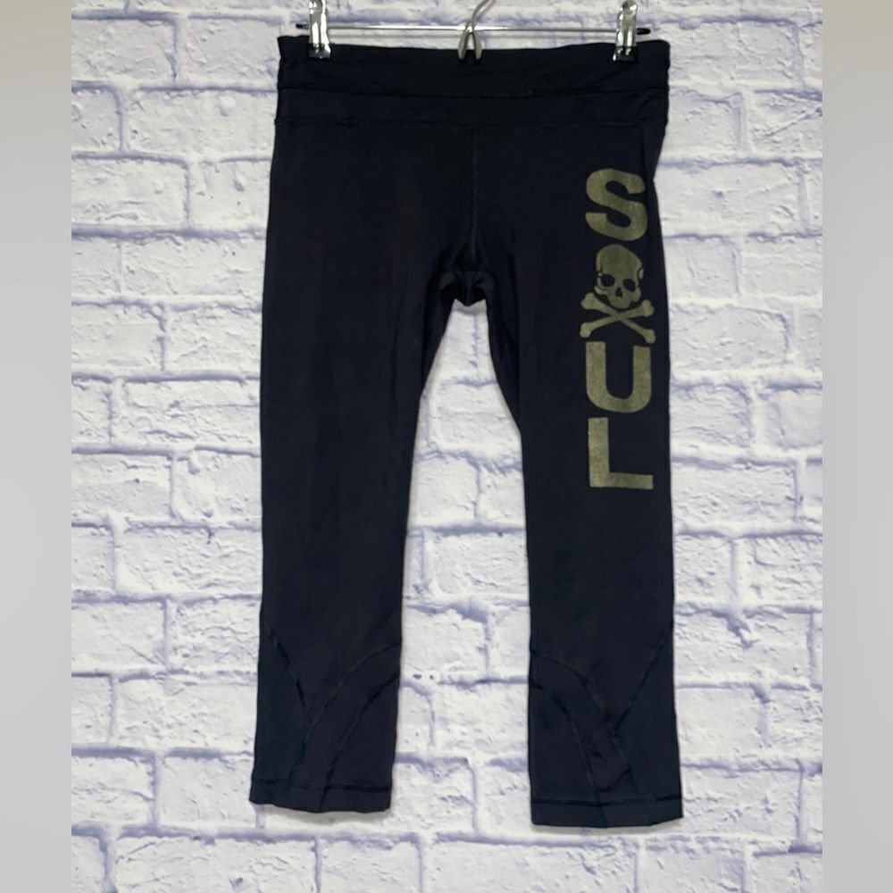 Lululemon soul cycle skull cropped workout leggings yoga pants